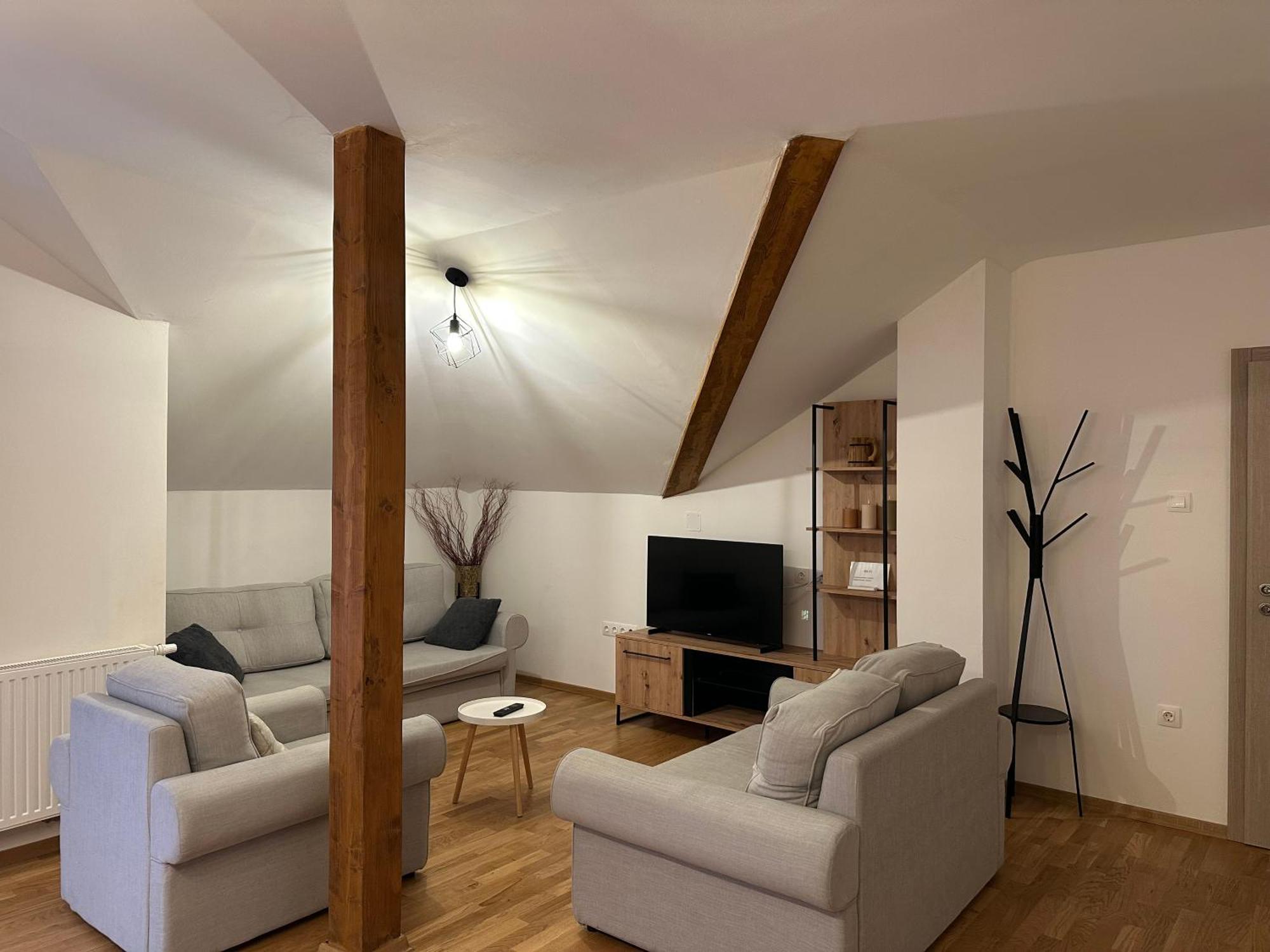 House Forest Queen Smoljanac Bagian luar foto