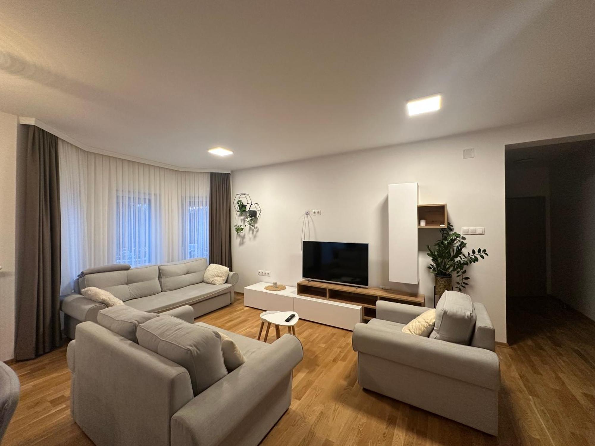 House Forest Queen Smoljanac Bagian luar foto